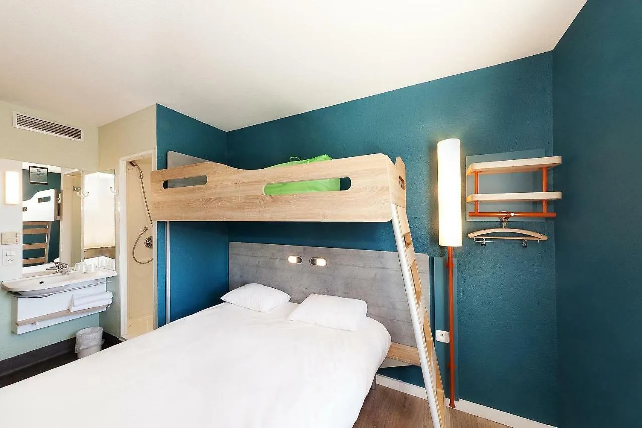 ** Hotel ibis budget Saint Gaudens Estancarbon Frankrijk